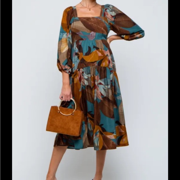 entro Dresses & Skirts - Entro Midi/Maxi Floral Dress